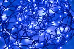 Valoketju 600 LED sininen musta johto